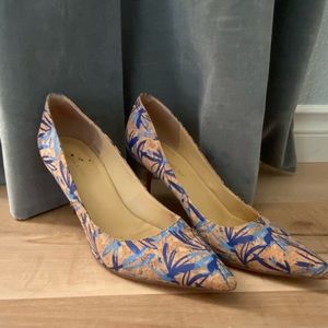 Ivanka Trump pumps - 8.5